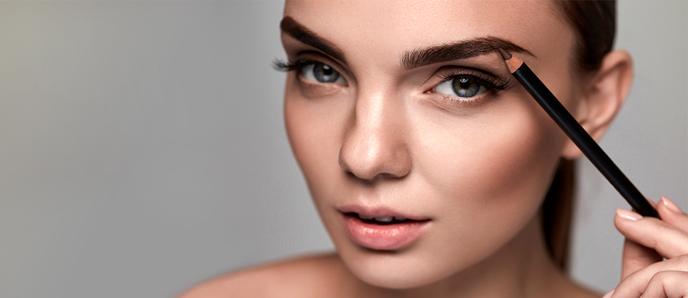 Cejas perfectas: del microblading al diseño ideal para tu rostro