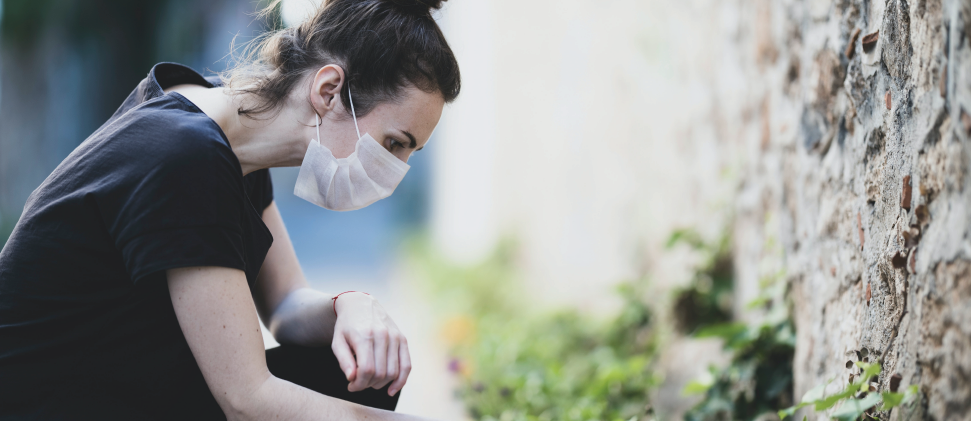 MASKNÉ: USO PROLONGADO DE LA MASCARILLA Y LOS PROBLEMAS QUE PRODUCE EN LA PIEL